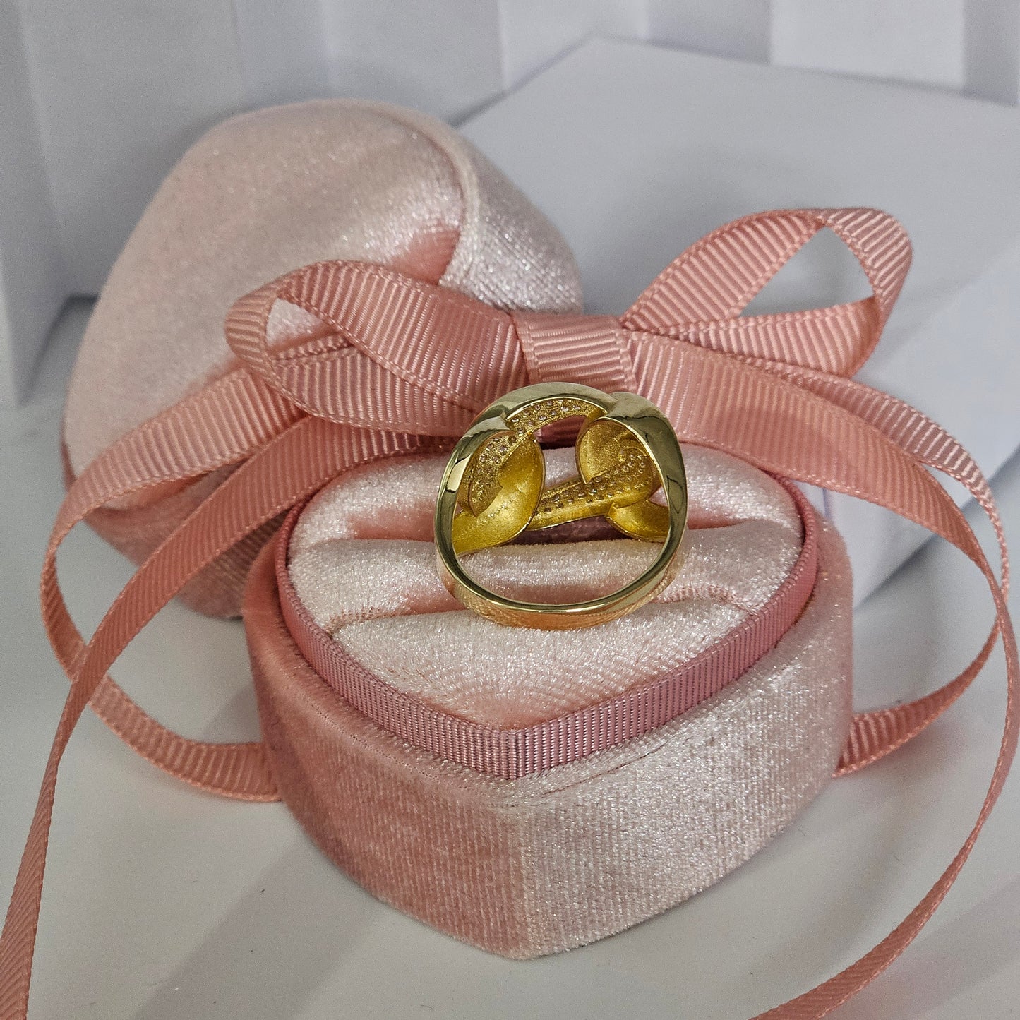 Chain Ring with Central Zirconia