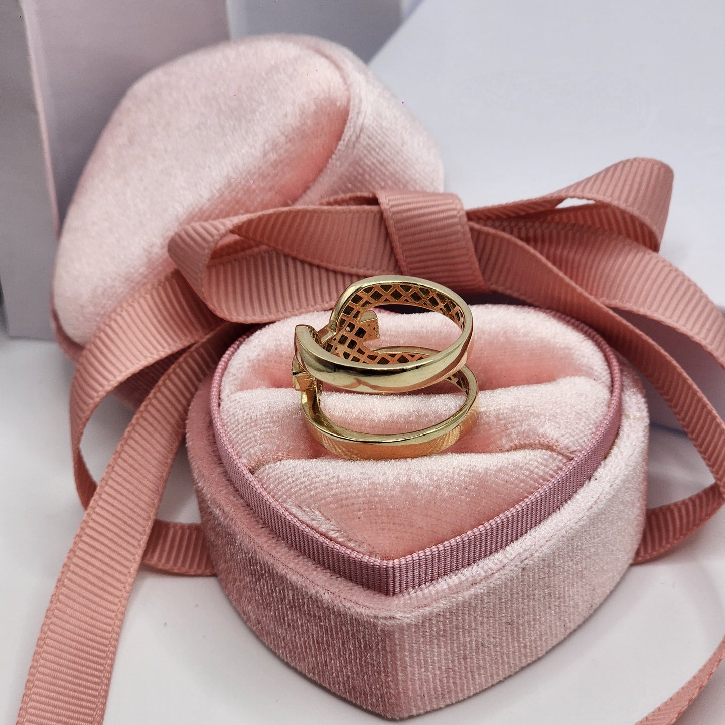 H Ring