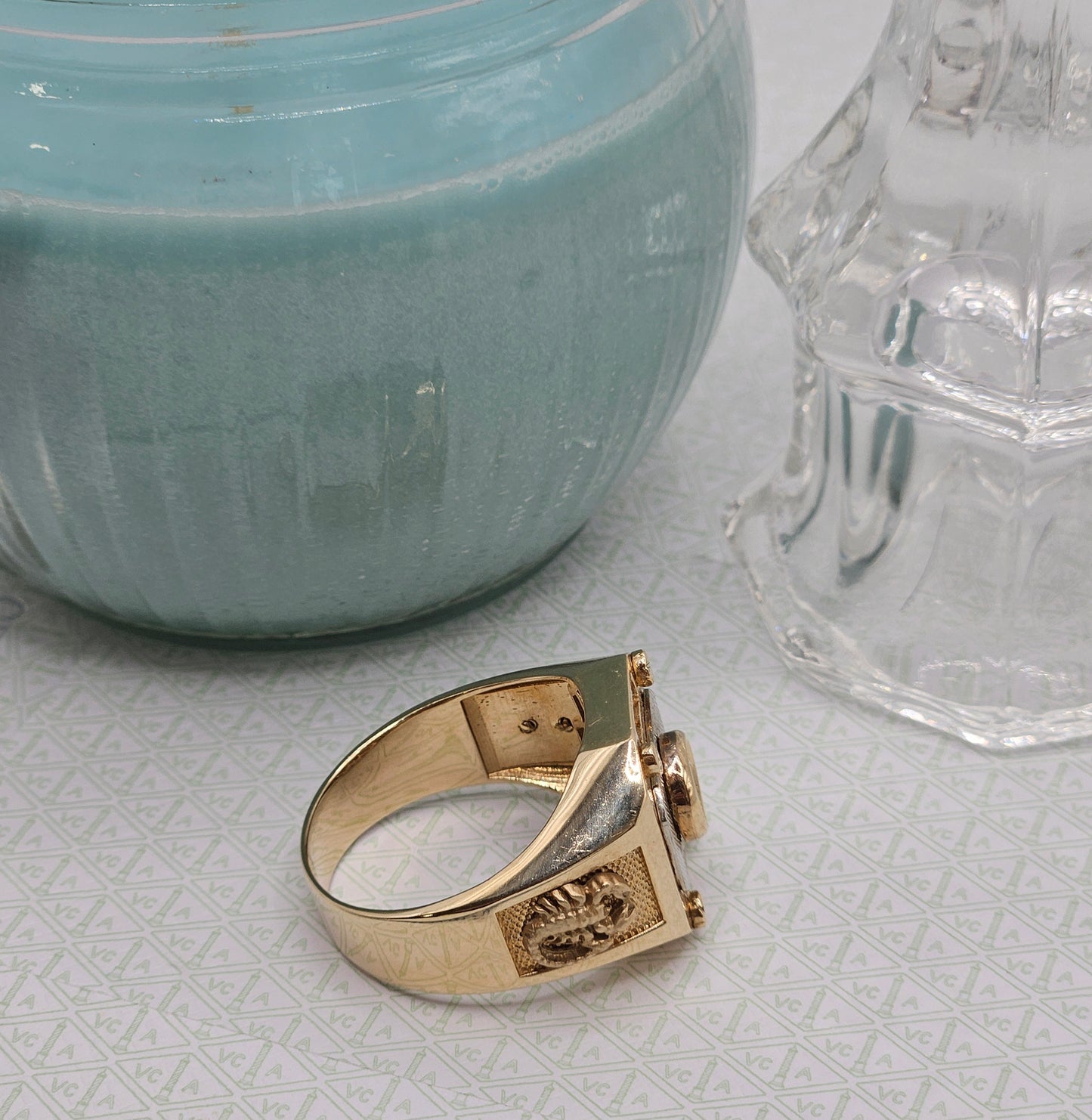 Black Rhombus Ring