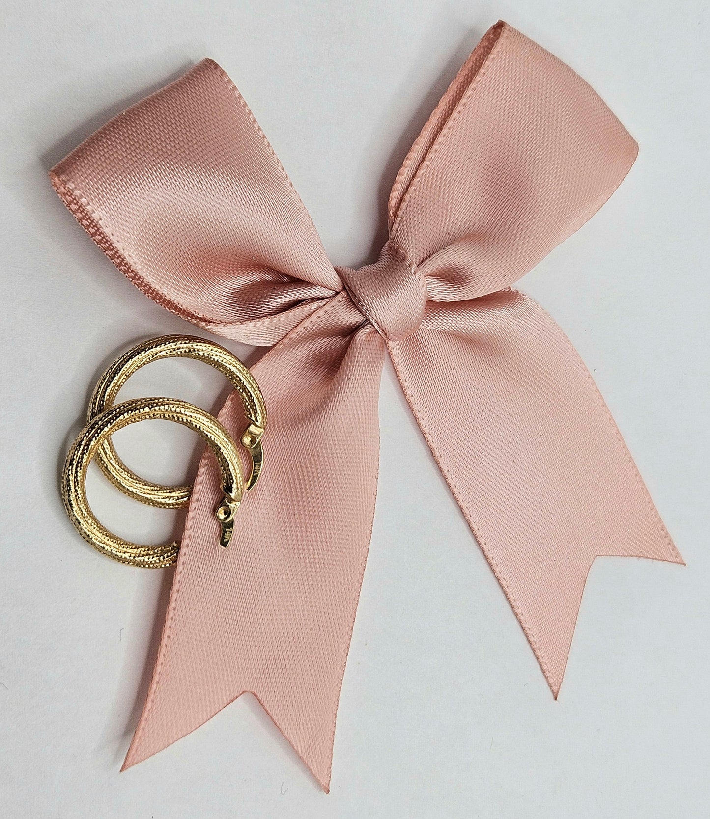 Simple Twisted Hoops