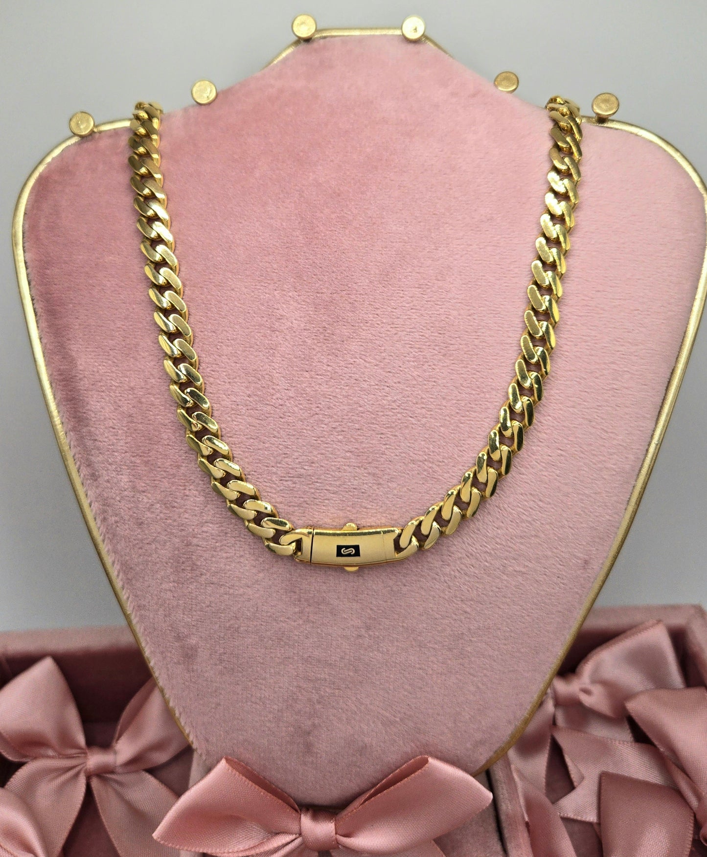 Monaco Chain with S Clasp
