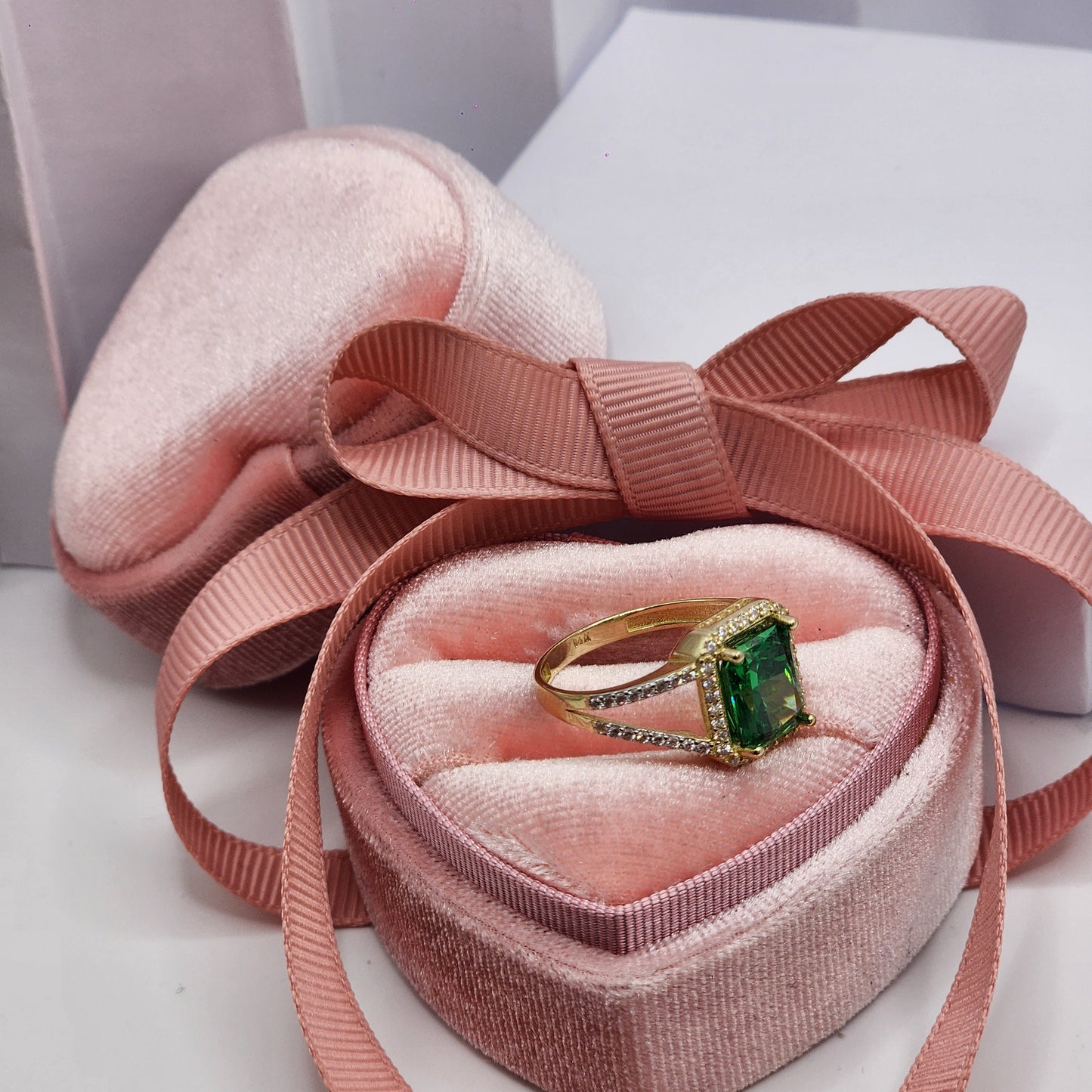 Green Stone Ring