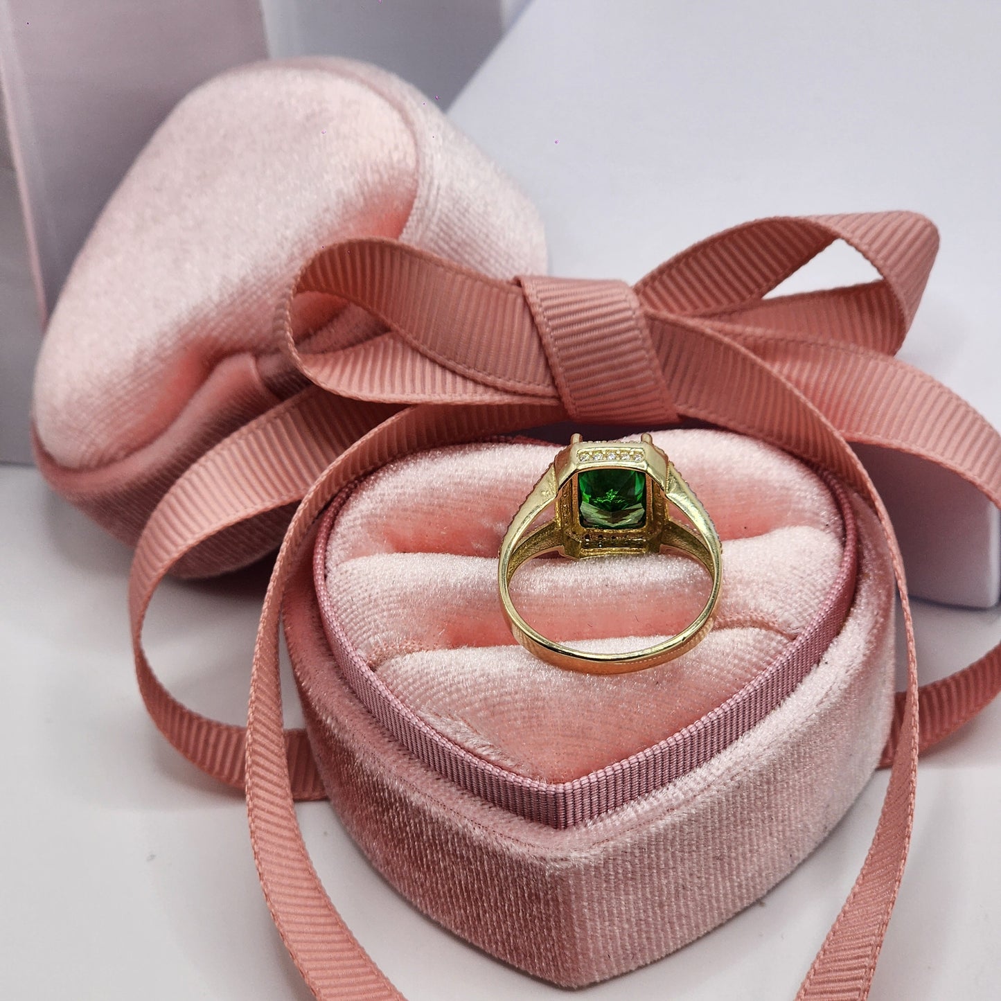 Green Stone Ring