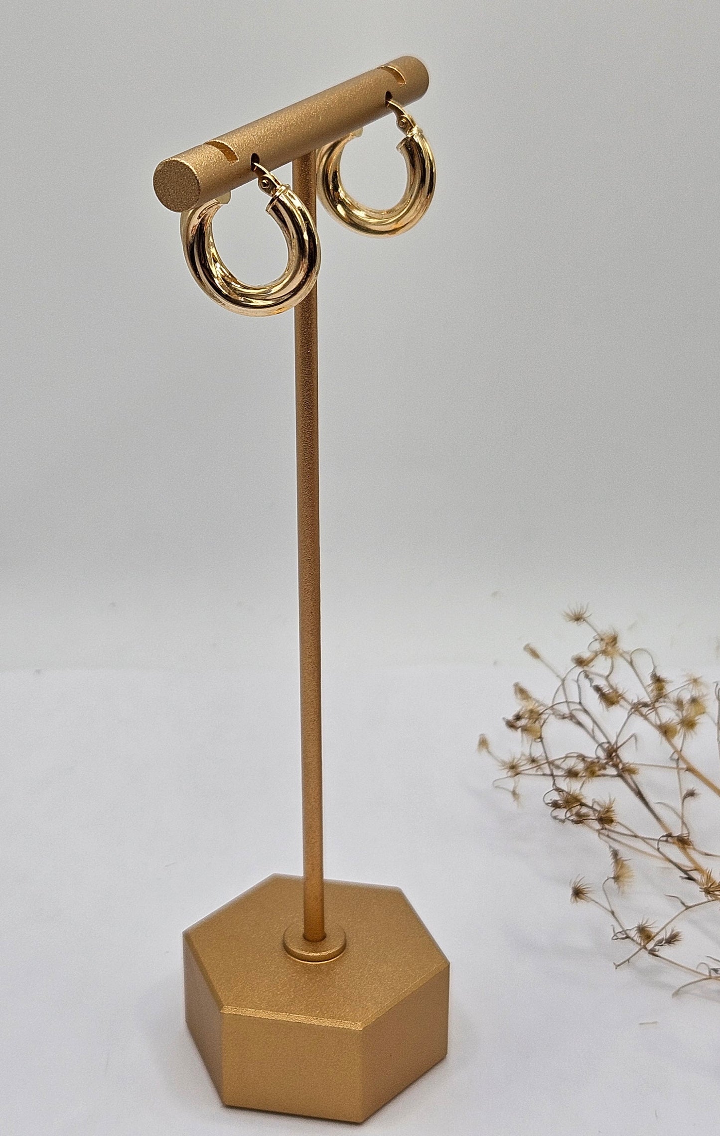 Small twited hoops