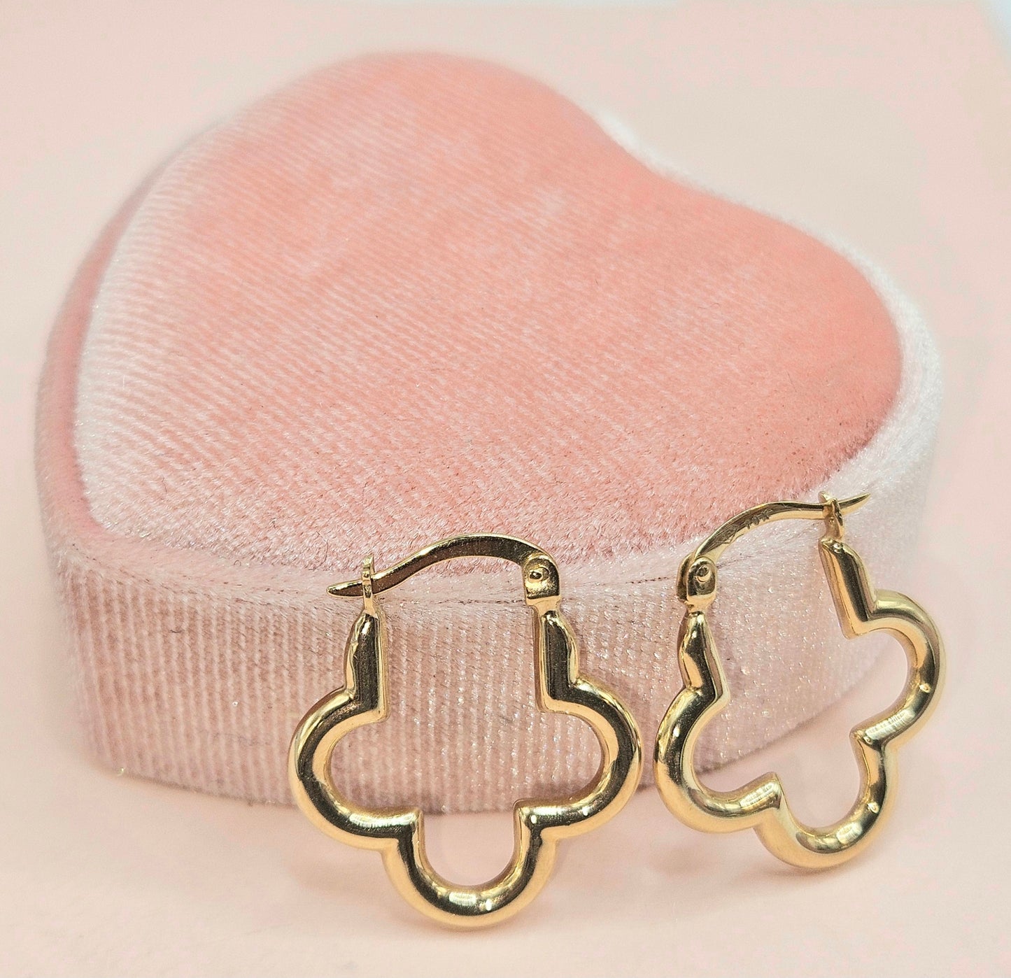 Flower Shaped Hoops