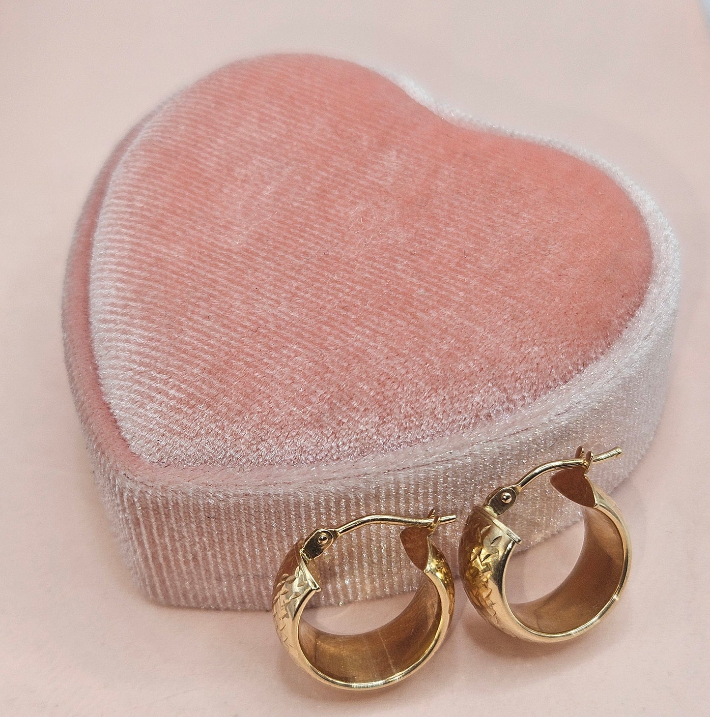 Wide Quad Rings