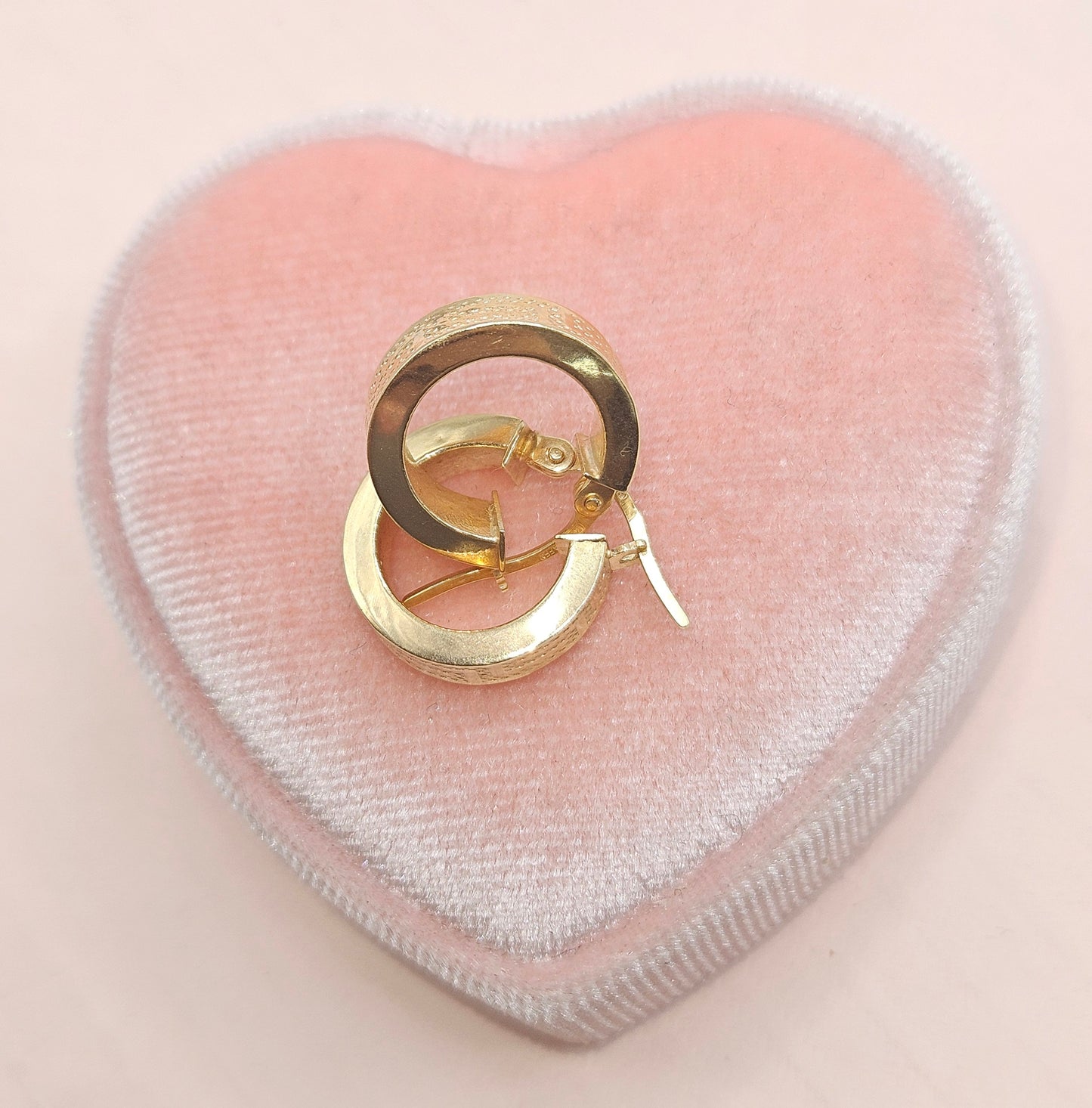 Small Flat Hoops