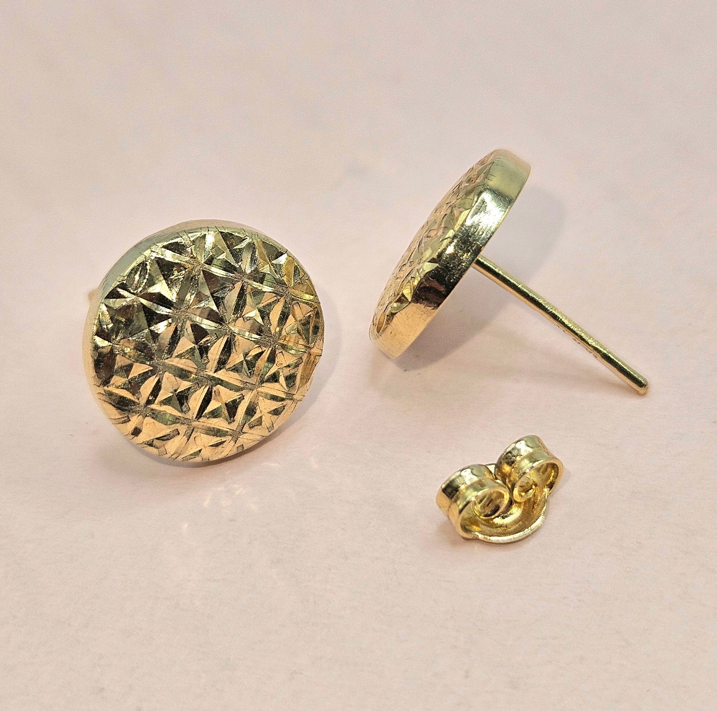 Round X Earing