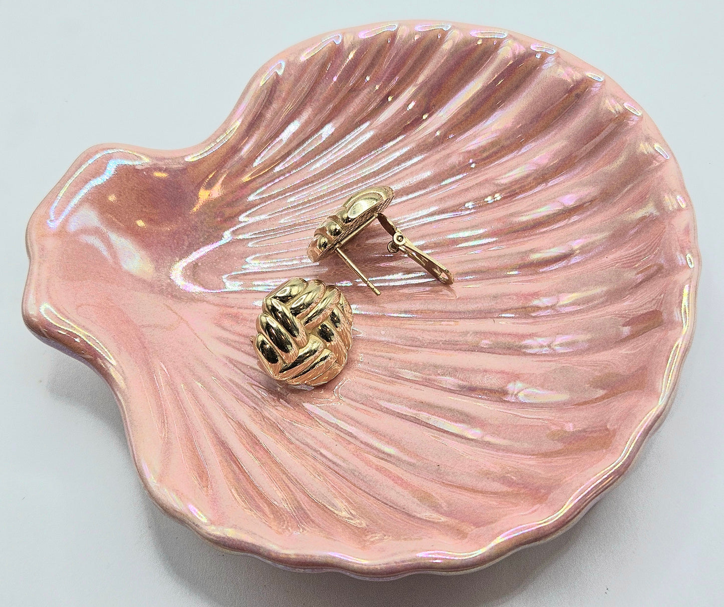 Square Knot Earring Oval Closure