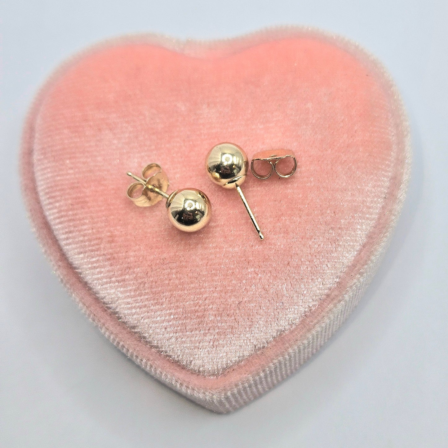 Sleepy Earring