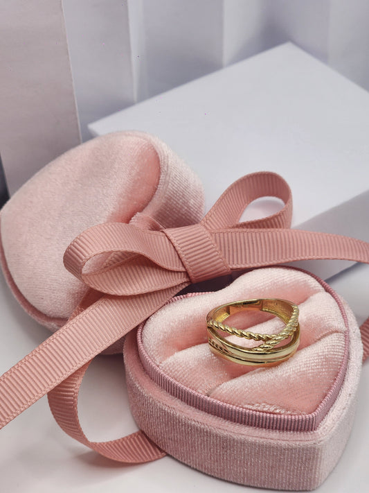 Plin Cross Ring whith Rope