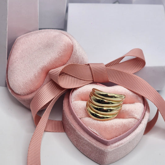 Four Row Ring