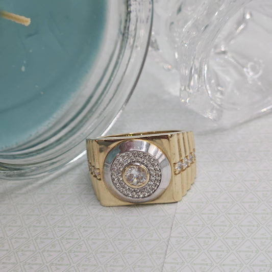 Central Round Zirconia Ring