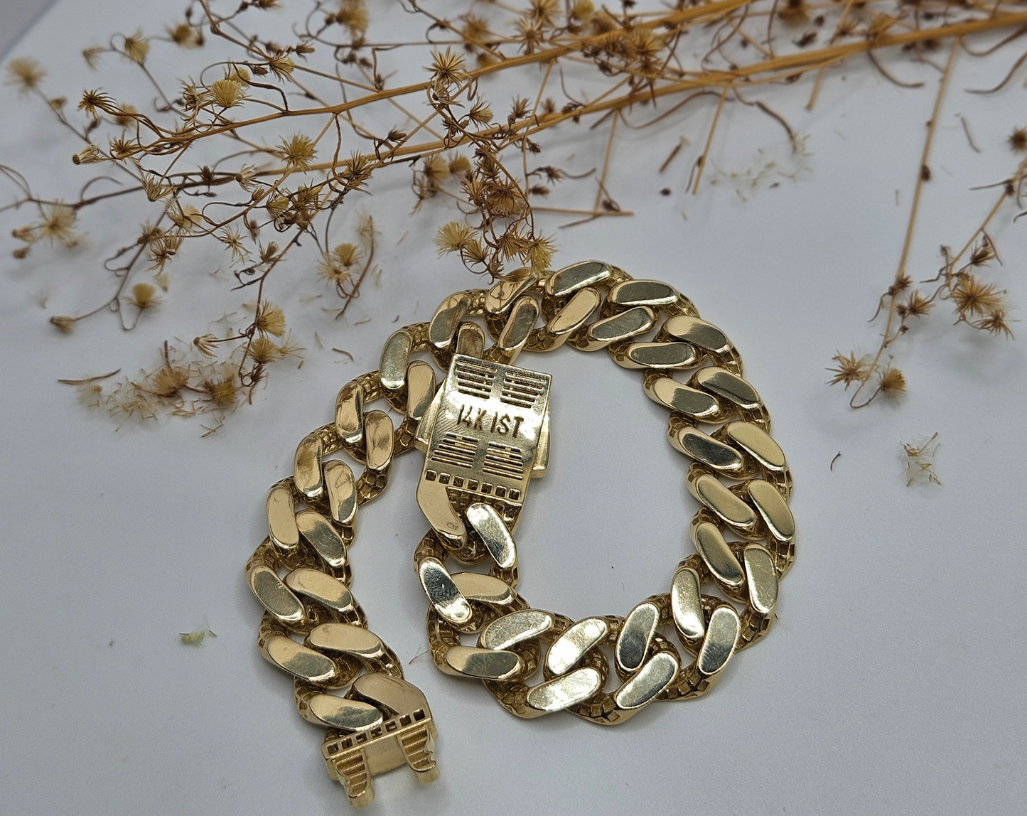 Bracelet with Crown and Diamond Clasp