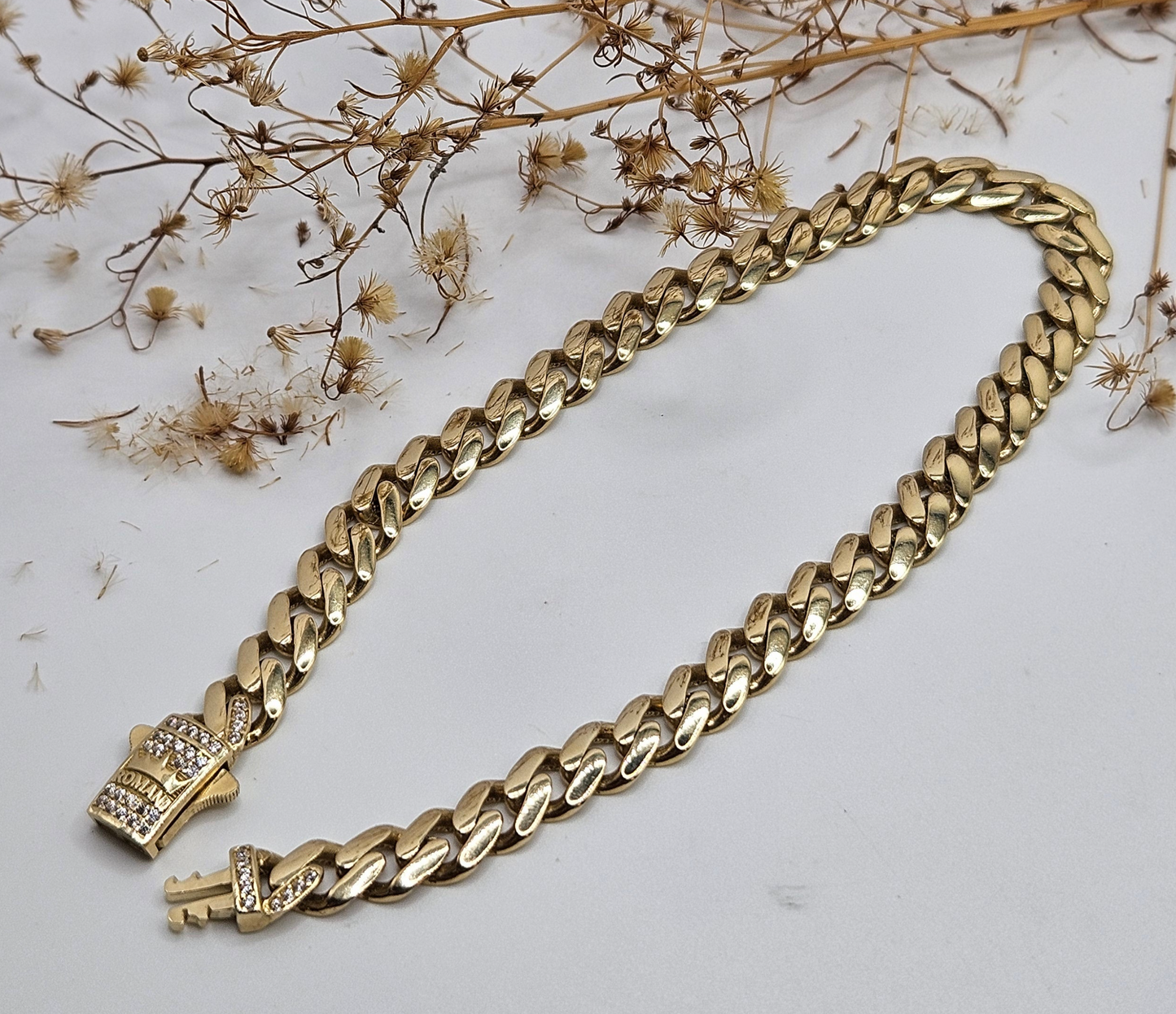 Bracelet with Crown and Zirconia Closure