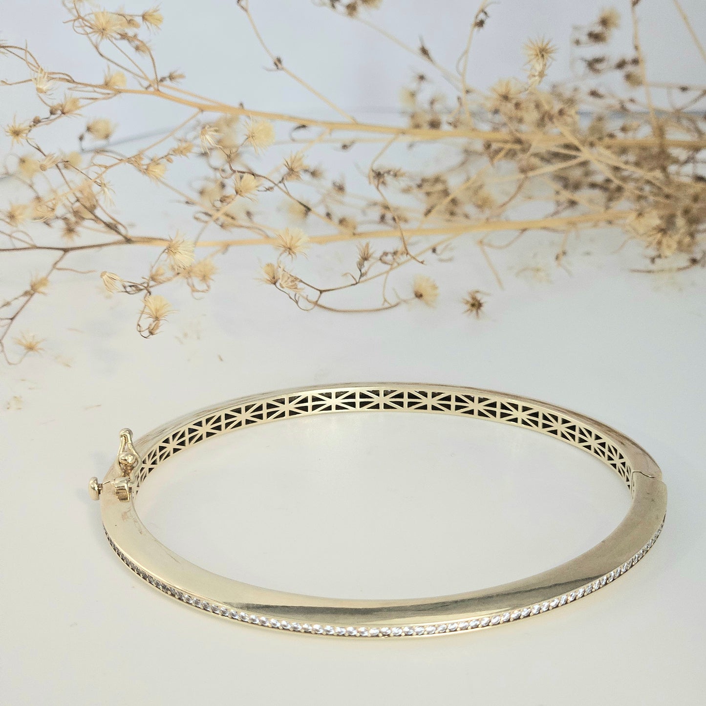 Rigid Zirconia Center Line Bracelet