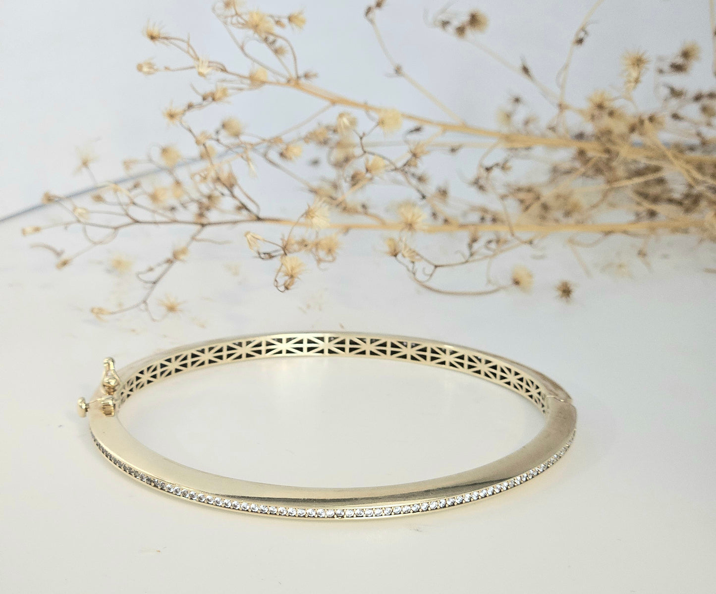 Rigid Zirconia Center Line Bracelet