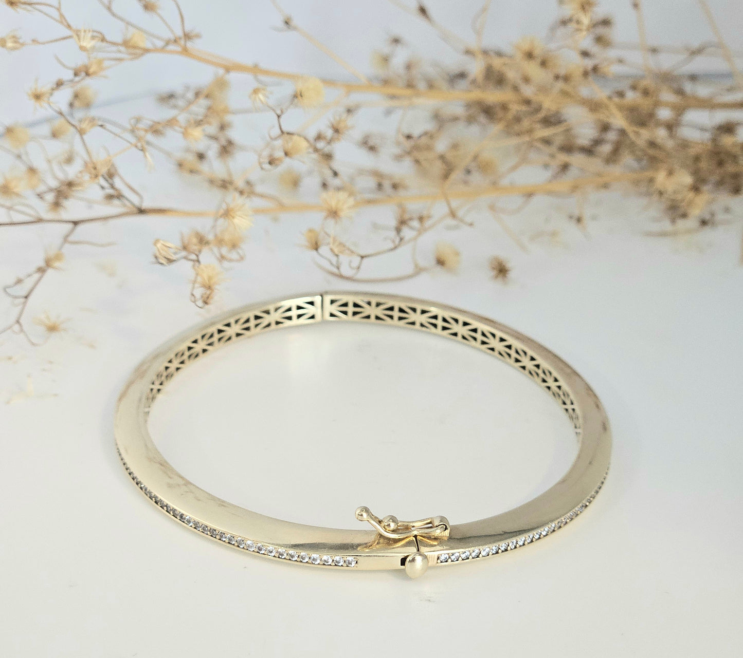 Rigid Zirconia Center Line Bracelet