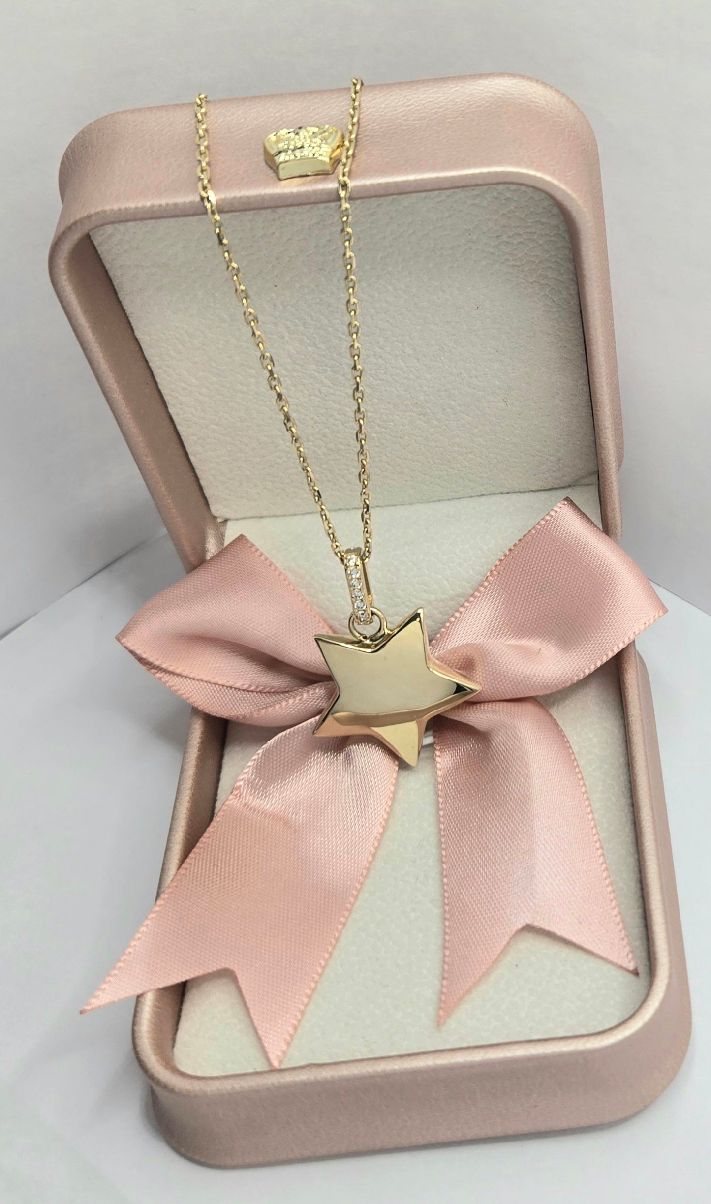 Zirconia Star Pendant Chain