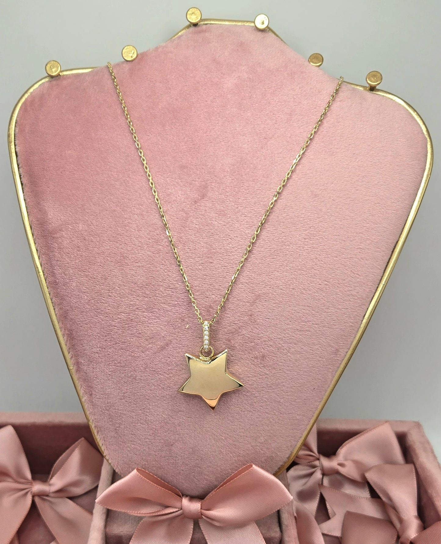 Zirconia Star Pendant Chain