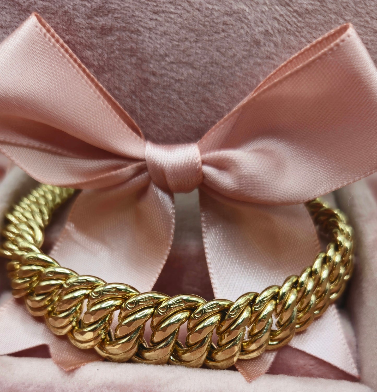 Large Princess Choker