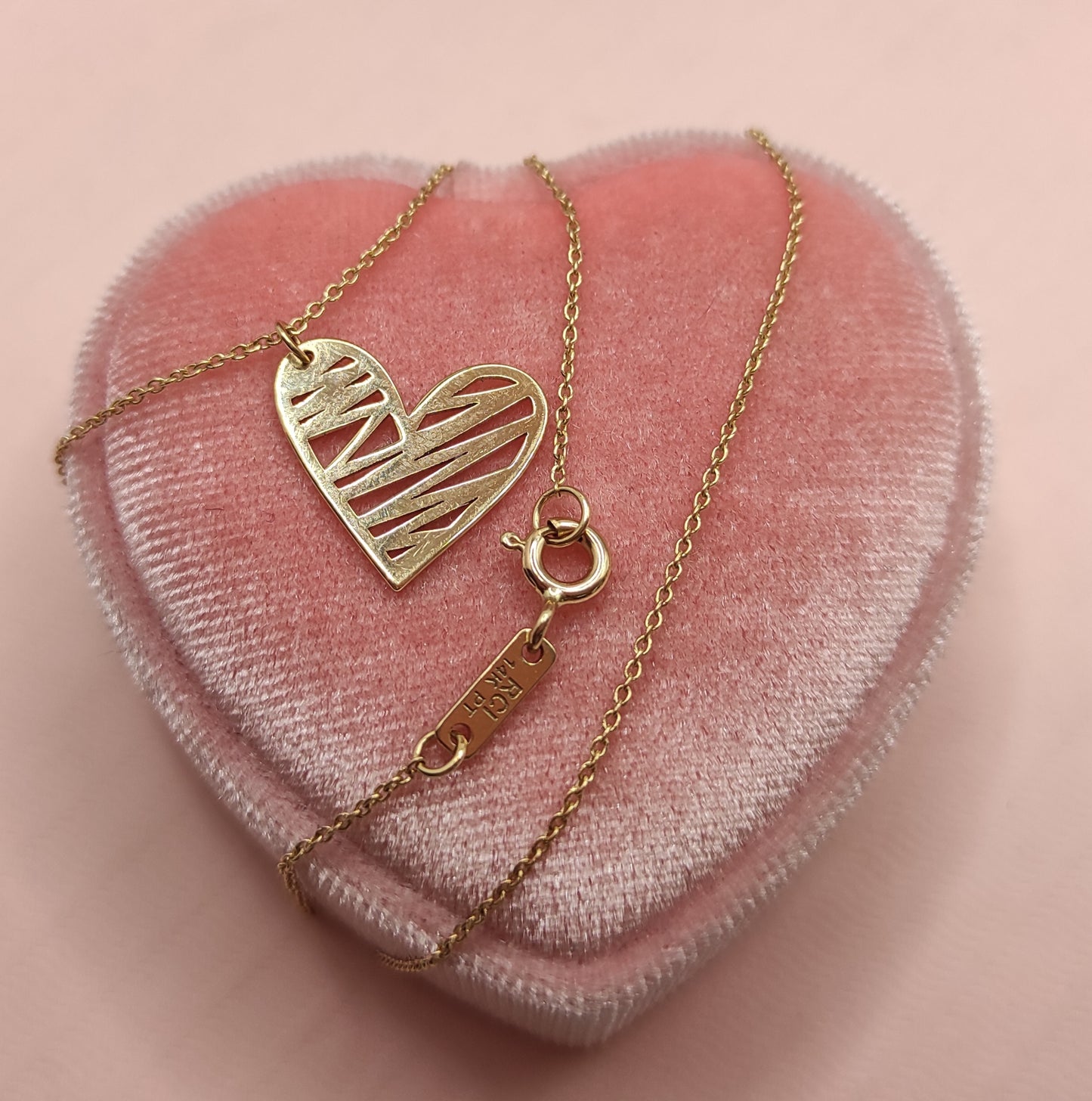 Extra Fine Grated Heart Pendant Chain