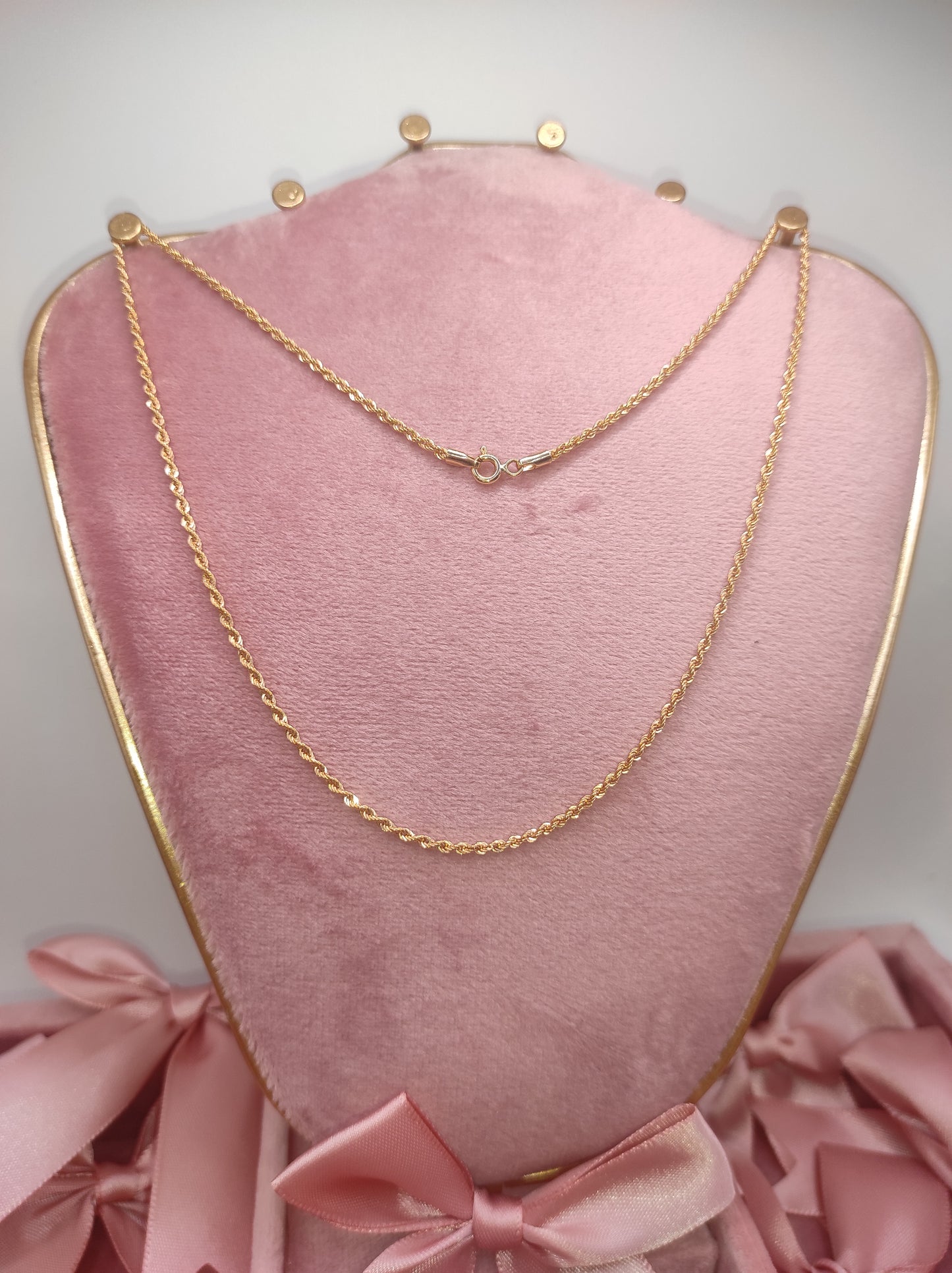 Cordon style chain