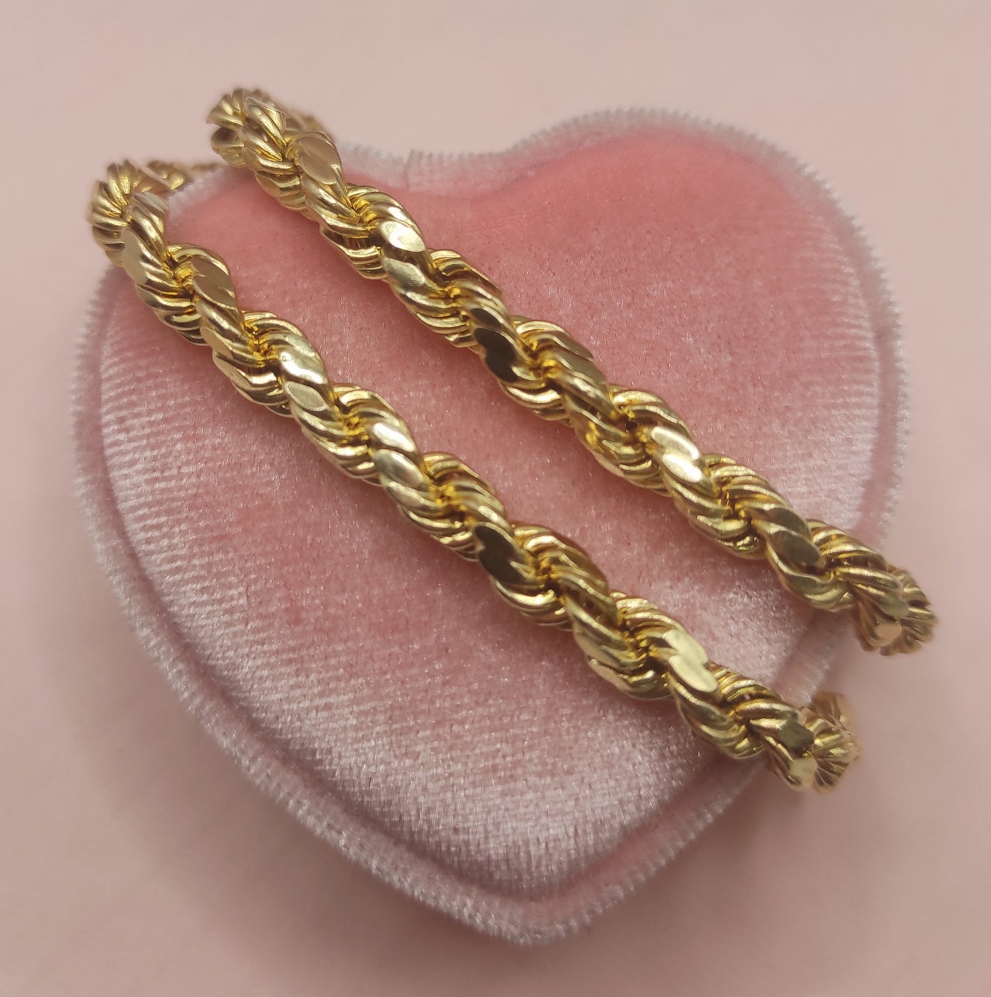 Thick Cord Chain