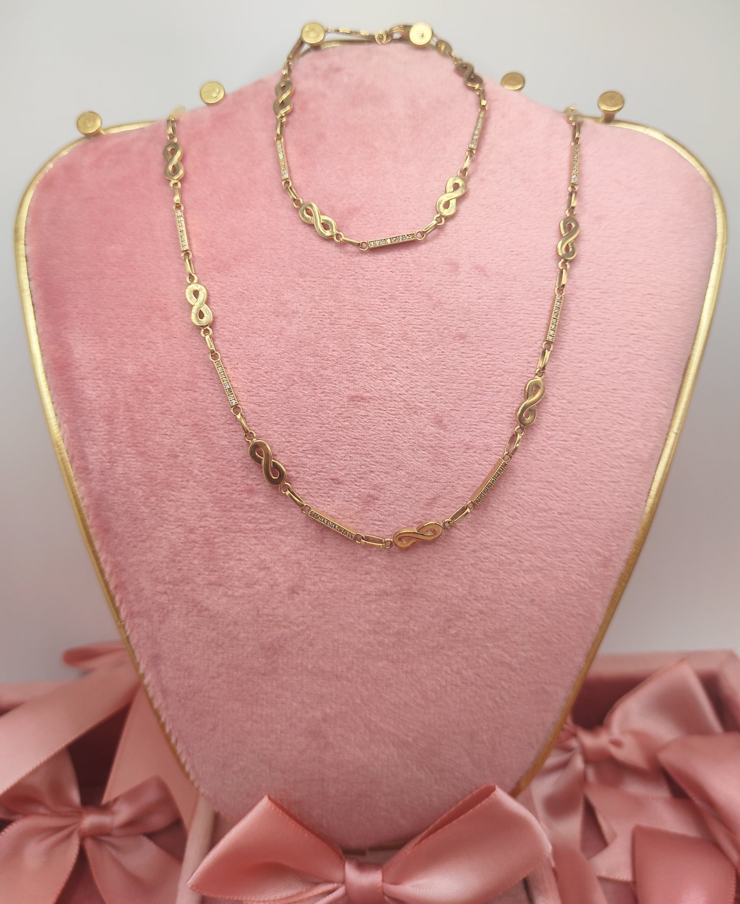 Infinity Chain and Handle Set